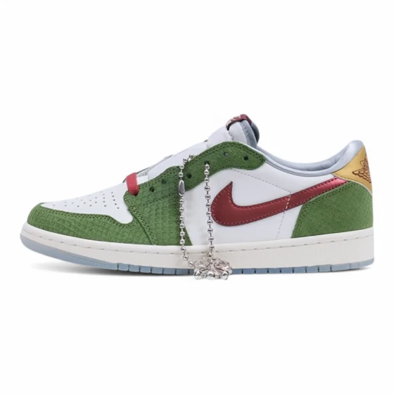 Jordan 1 Retro Low OG ‘Year of the Dragon’