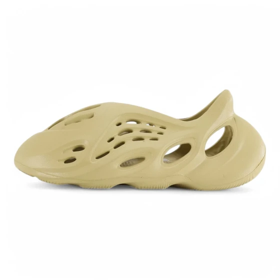 Yeezy Foam Runner ‘Sulfur’ Replica