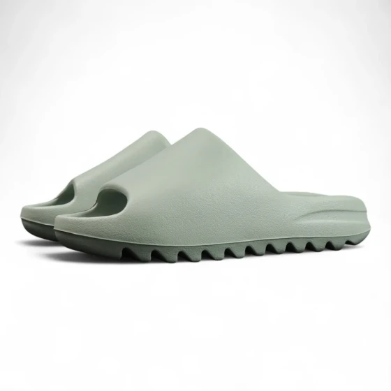 Yeezy Slides ‘Salt’ Replica