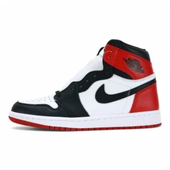 Jordan 1 Retro High OG ‘Black Toe’ 2016