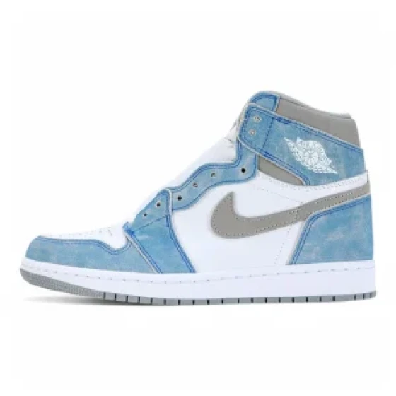 Jordan 1 Retro High OG ‘Hyper Royal’