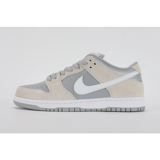 Dunk Low SB ‘Summit White’