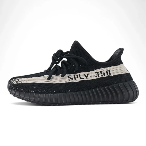 Yeezy Boost 350 V2 ‘Oreo’ Replica